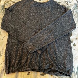 long sleeve grey top